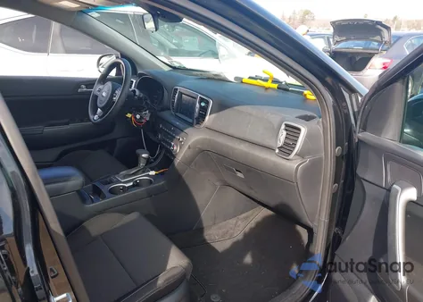 2018 Kia Sportage Lx z USA, uszkodzony, nr VIN KNDPMCAC7J7487946